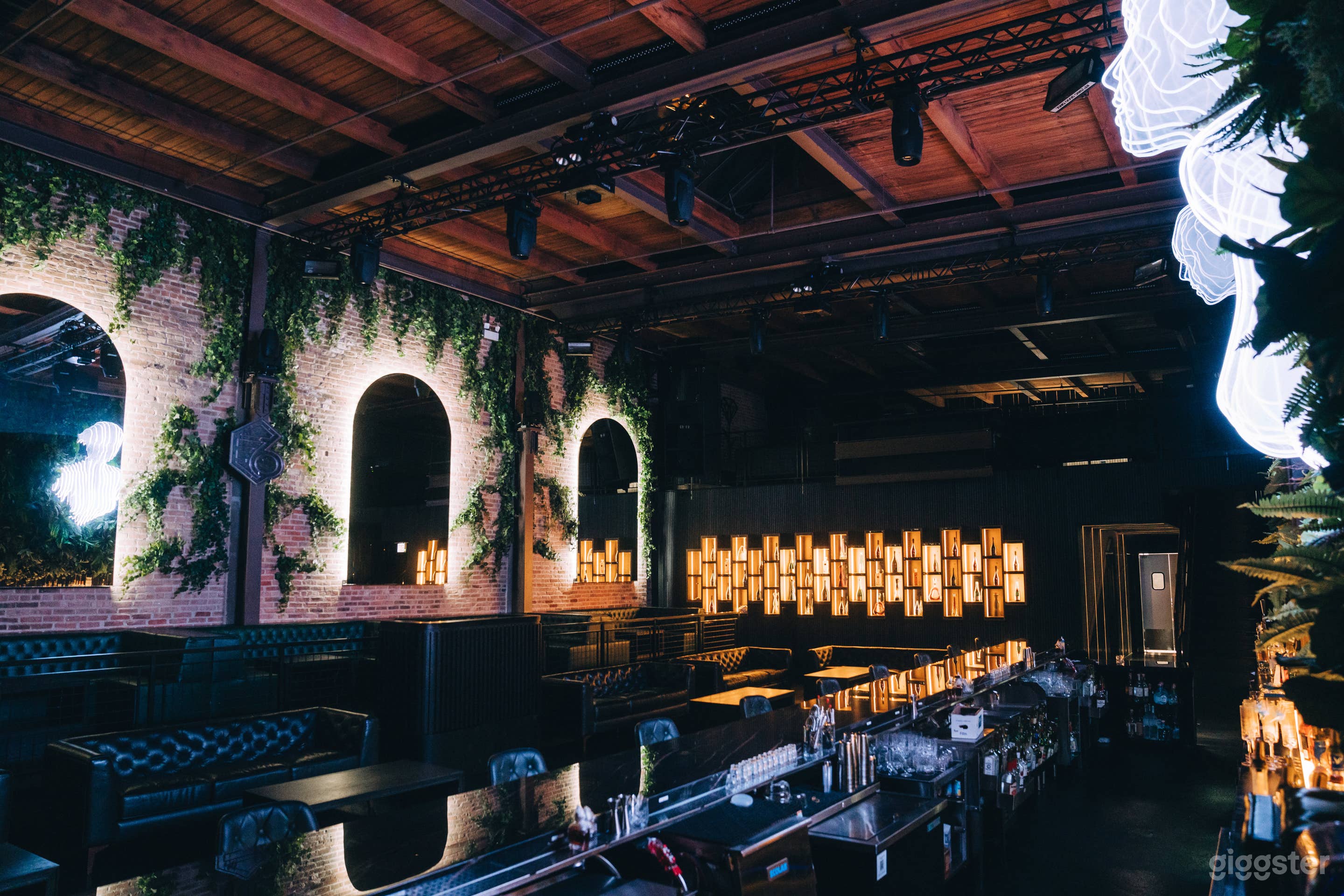 Upscale Lounge & Nightlife Venue for Private Events Photo 4