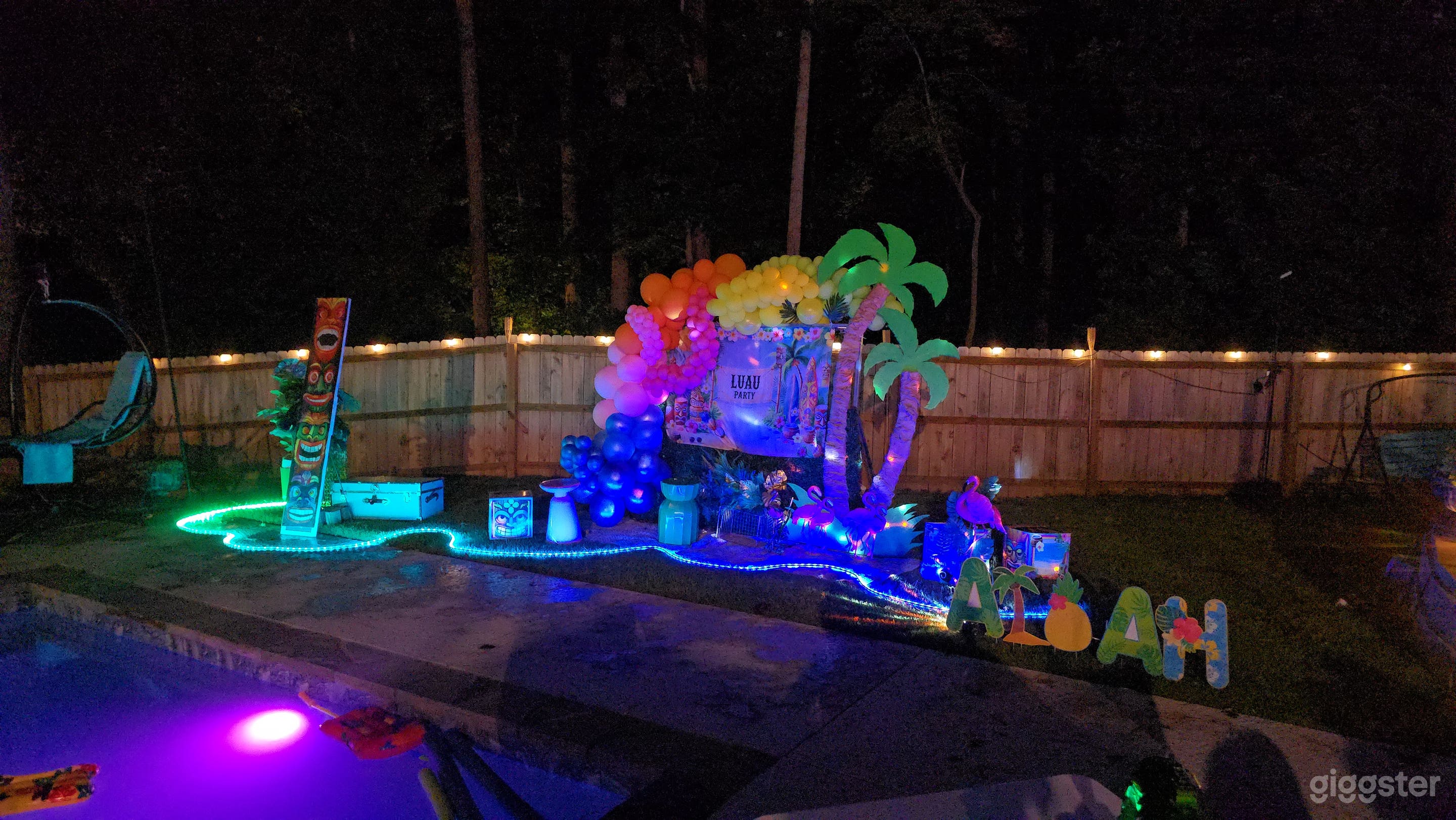 Island Vibe Oasis ~ Heated Pool Backyard ~ Dream Event Space Photo 3