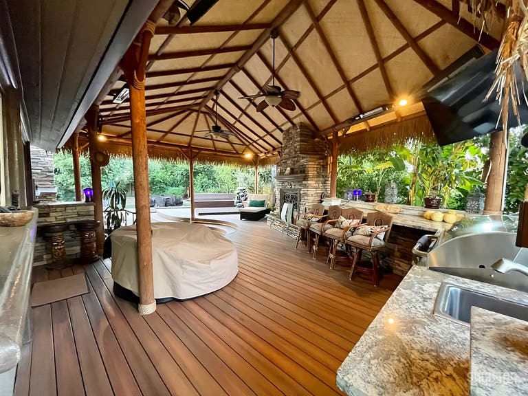  Tropical Tiki Backyard Retreat 