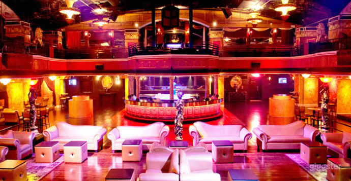  Classy Contemporary NightClub's Upstairs Balcony in Boston 