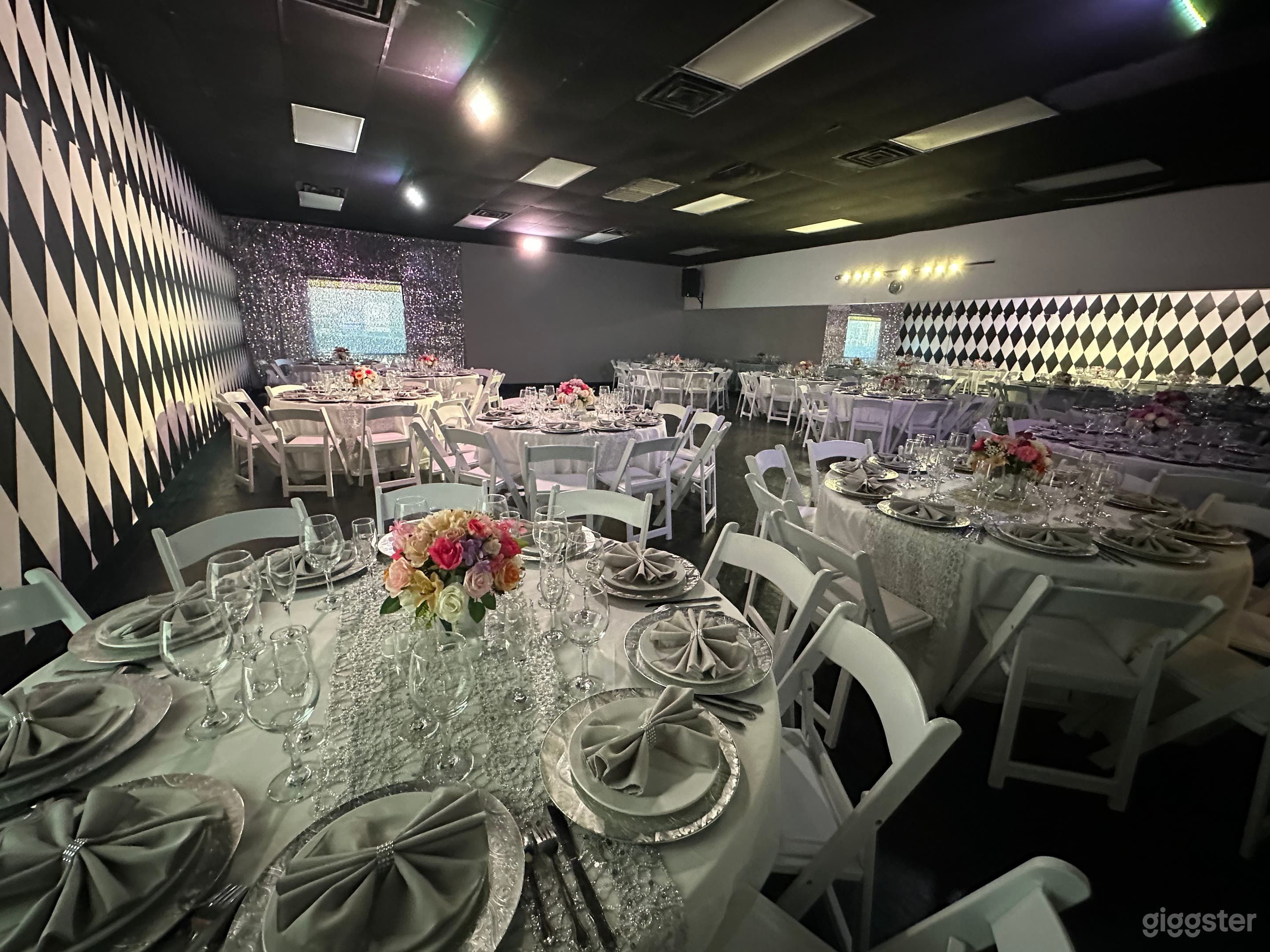 Full Venue | Lobby, Rose Room &amp; Harlequin Room Photo 2