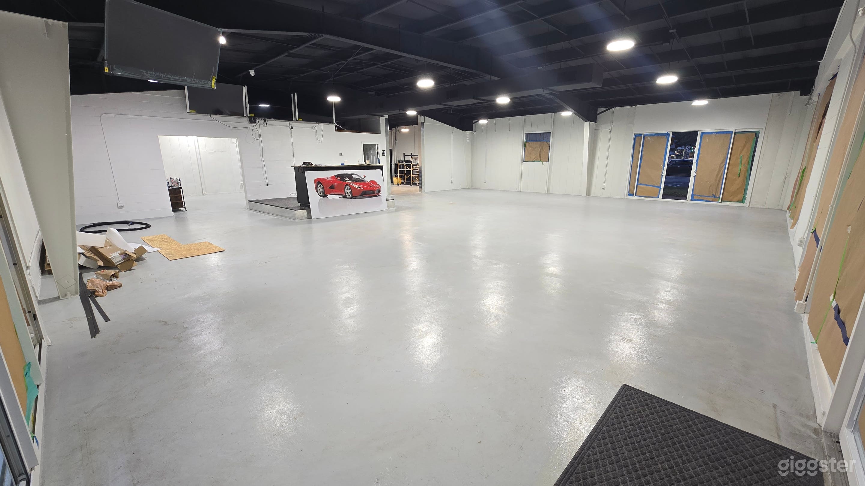 Space4U Photo 3
