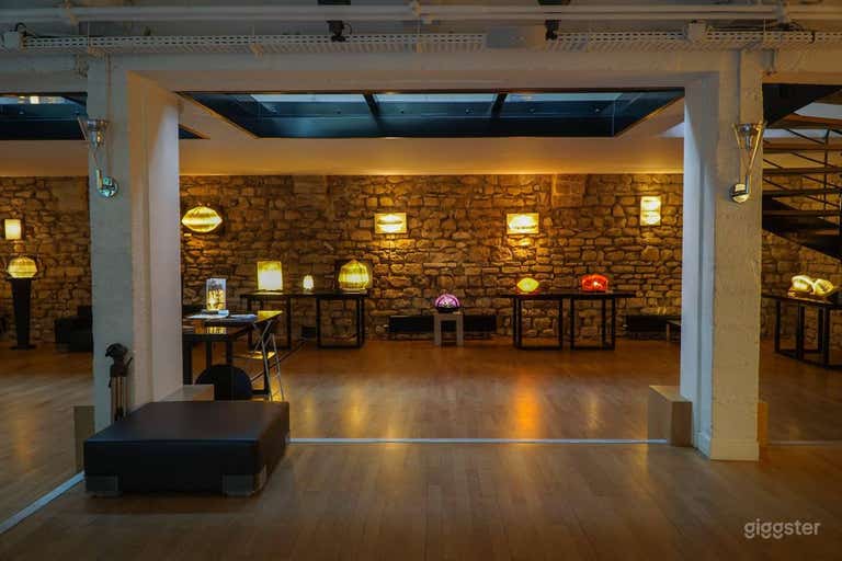  Contemporary Studio in Paris 