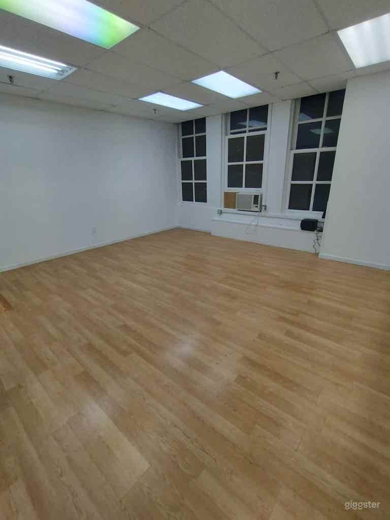  Mid-sized Studio Midtown Manhattan Dance Room 2 
