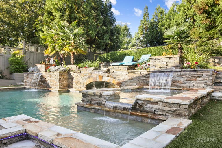  Breathtaking backdrop with fire pits and waterfalls  