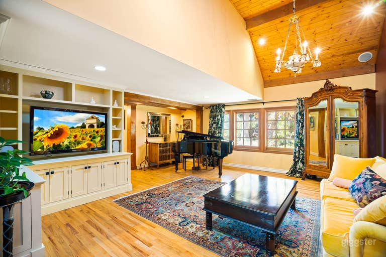  Luxury Malibu Cottage, Heated Pool, Sauna, Gym 