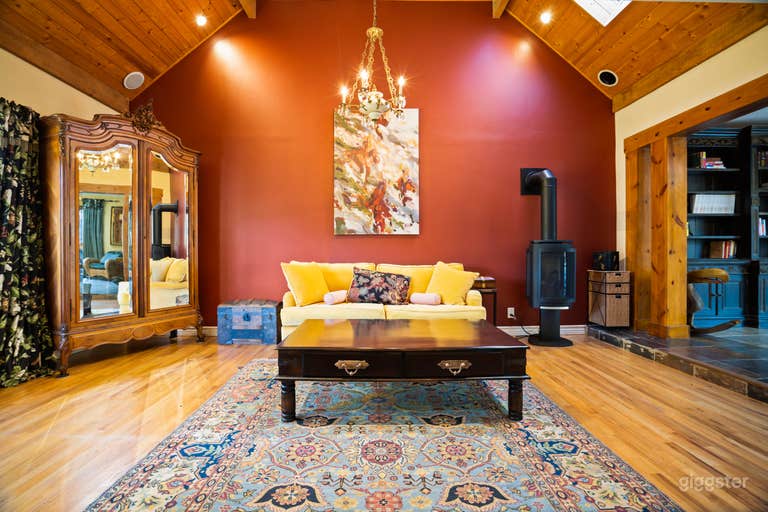  Luxury Malibu Cottage, Heated Pool, Sauna, Gym 