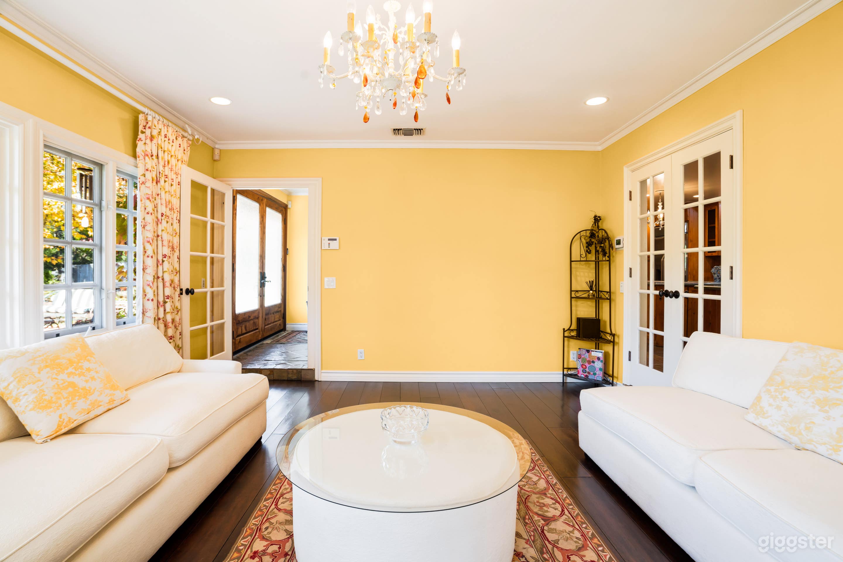 Luxury Malibu Cottage, Heated Pool, Sauna, Gym Photo 3