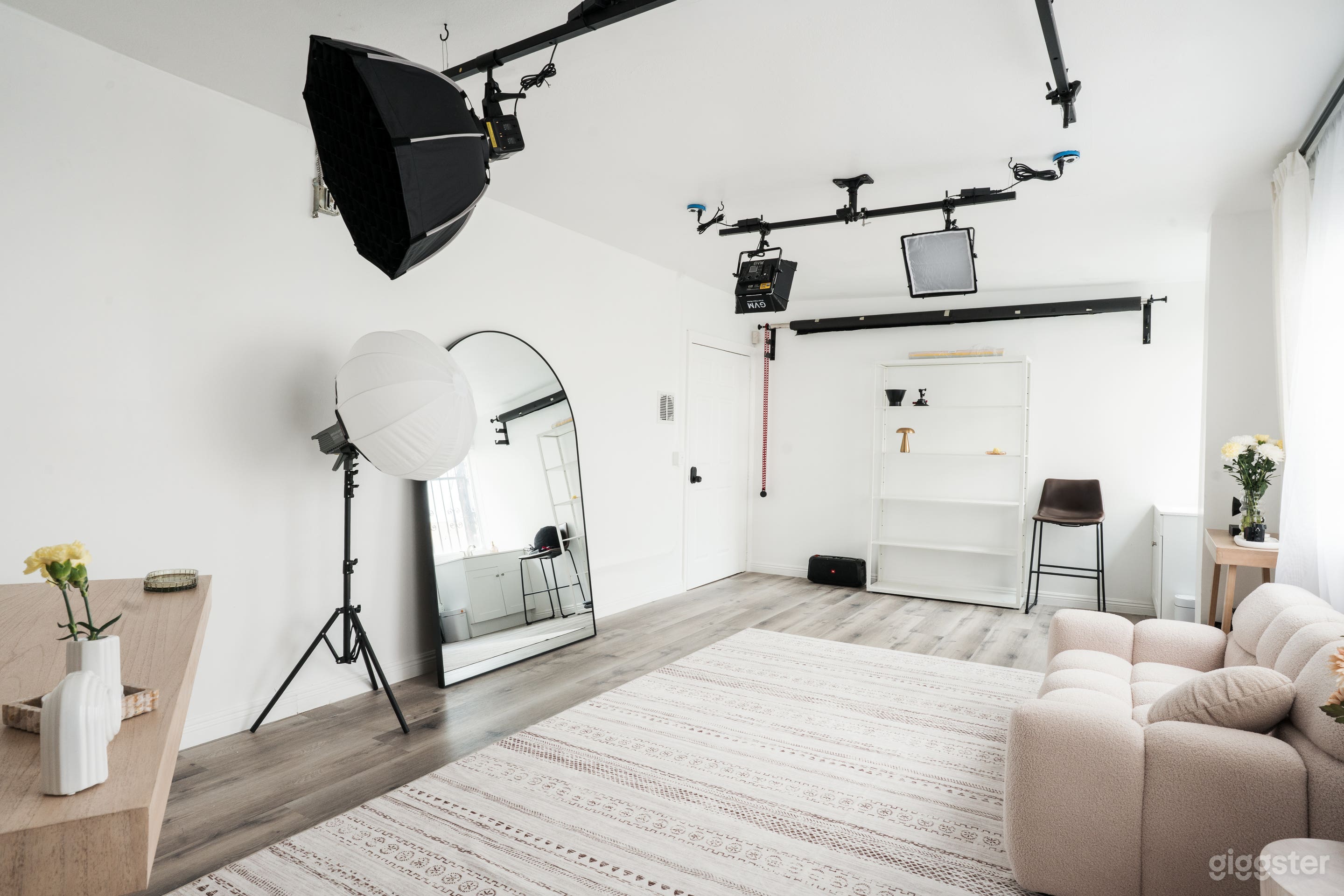 Dreamy Natural Studio for Photo & Video Content Photo 3