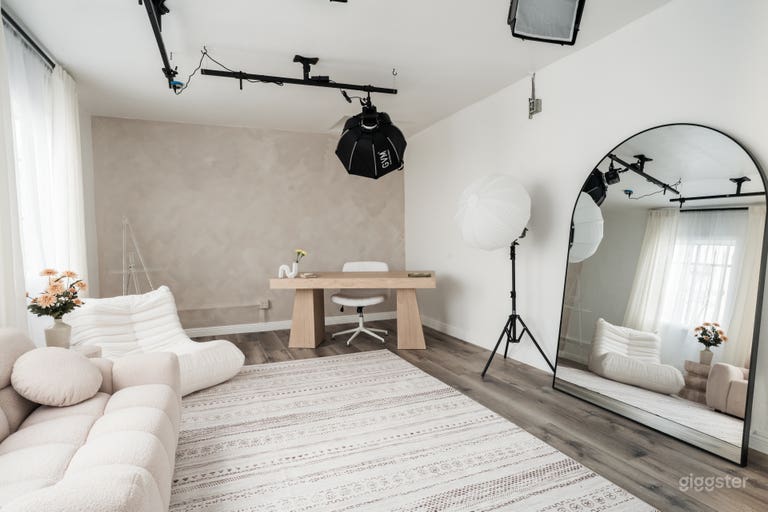  Dreamy Natural Studio for Photo & Video Content 