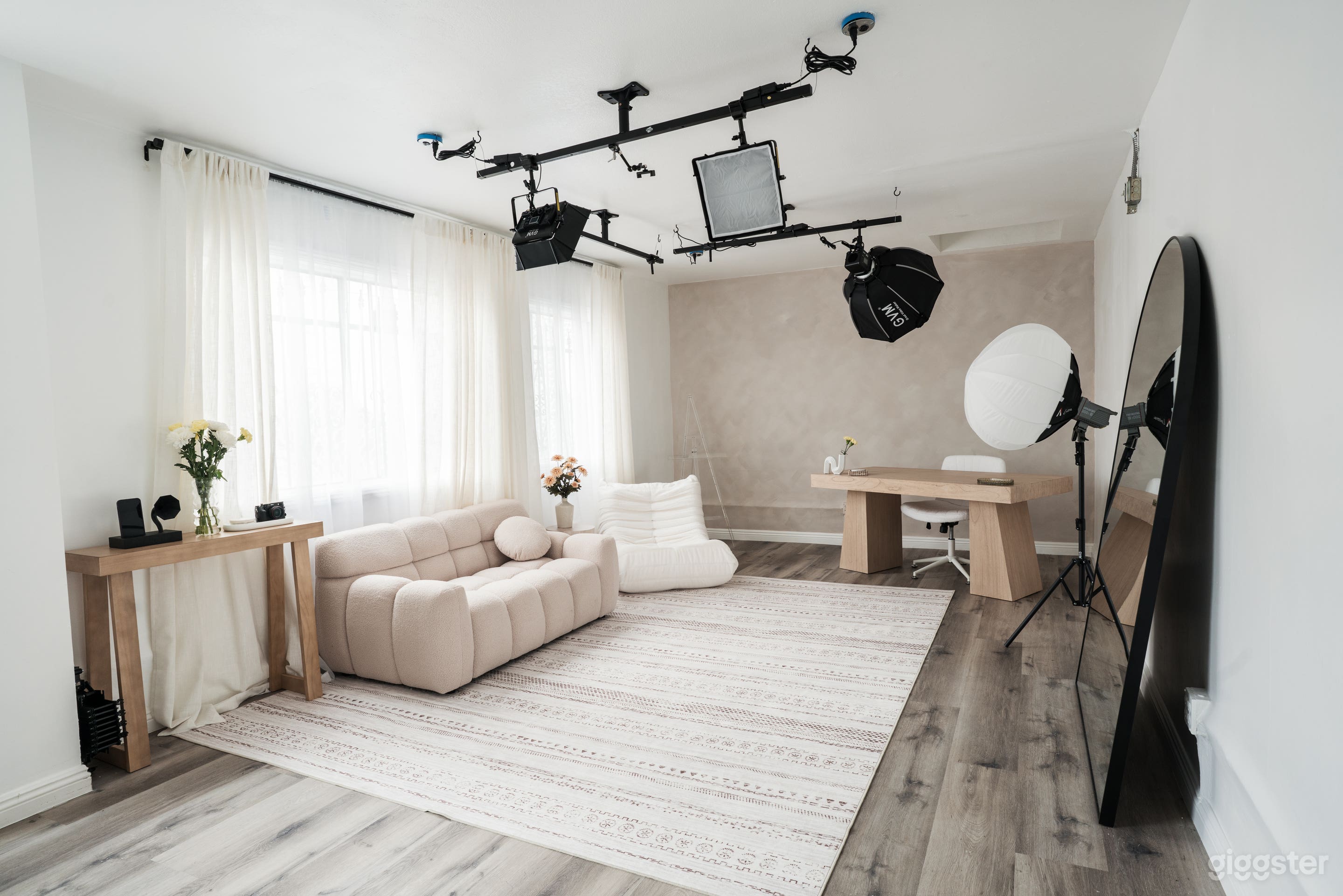 Dreamy Natural Studio for Photo &amp; Video Content Photo 3