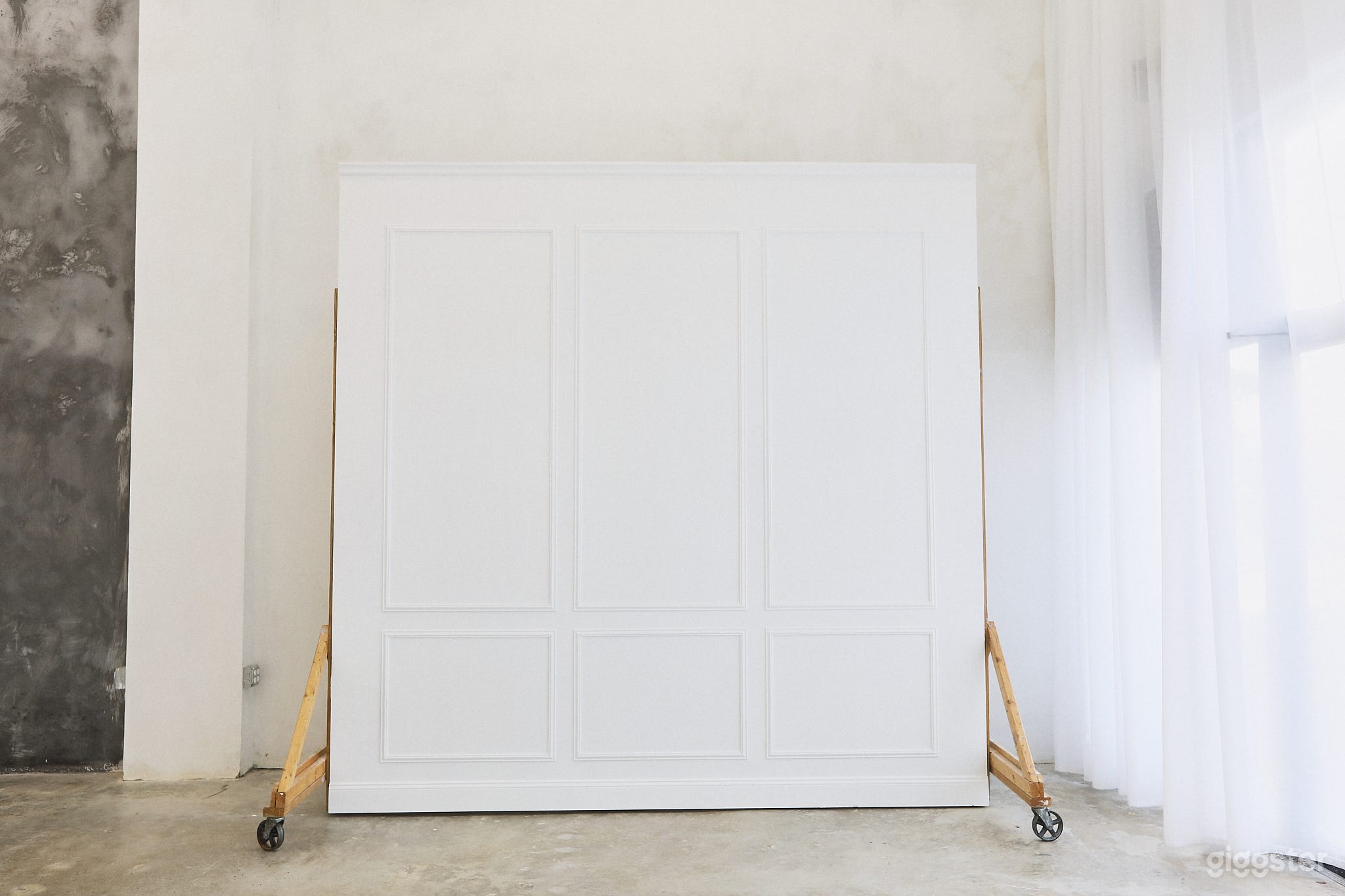 Natural Light Photography Studio  Photo 3