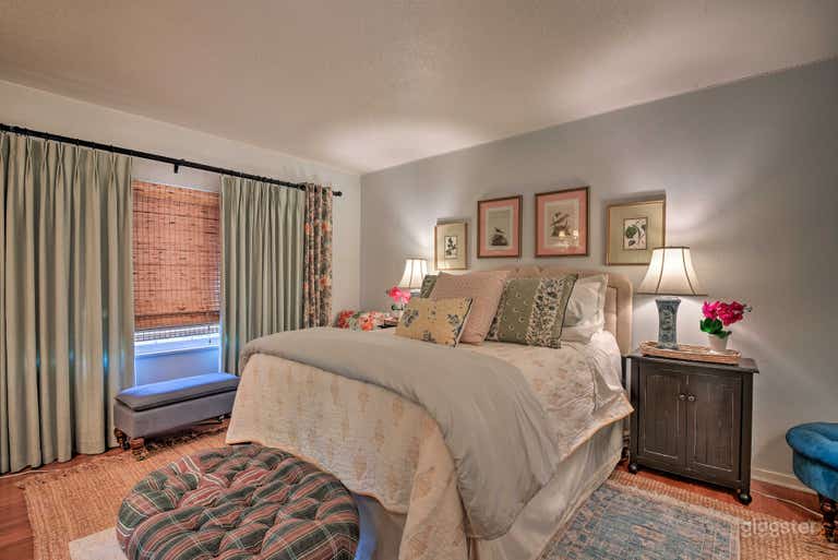  Designer home, Dressed and Ready to Shoot! 