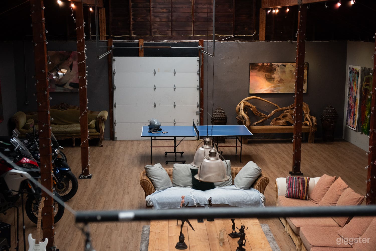 Hamptons Art Gallery  Photo 2