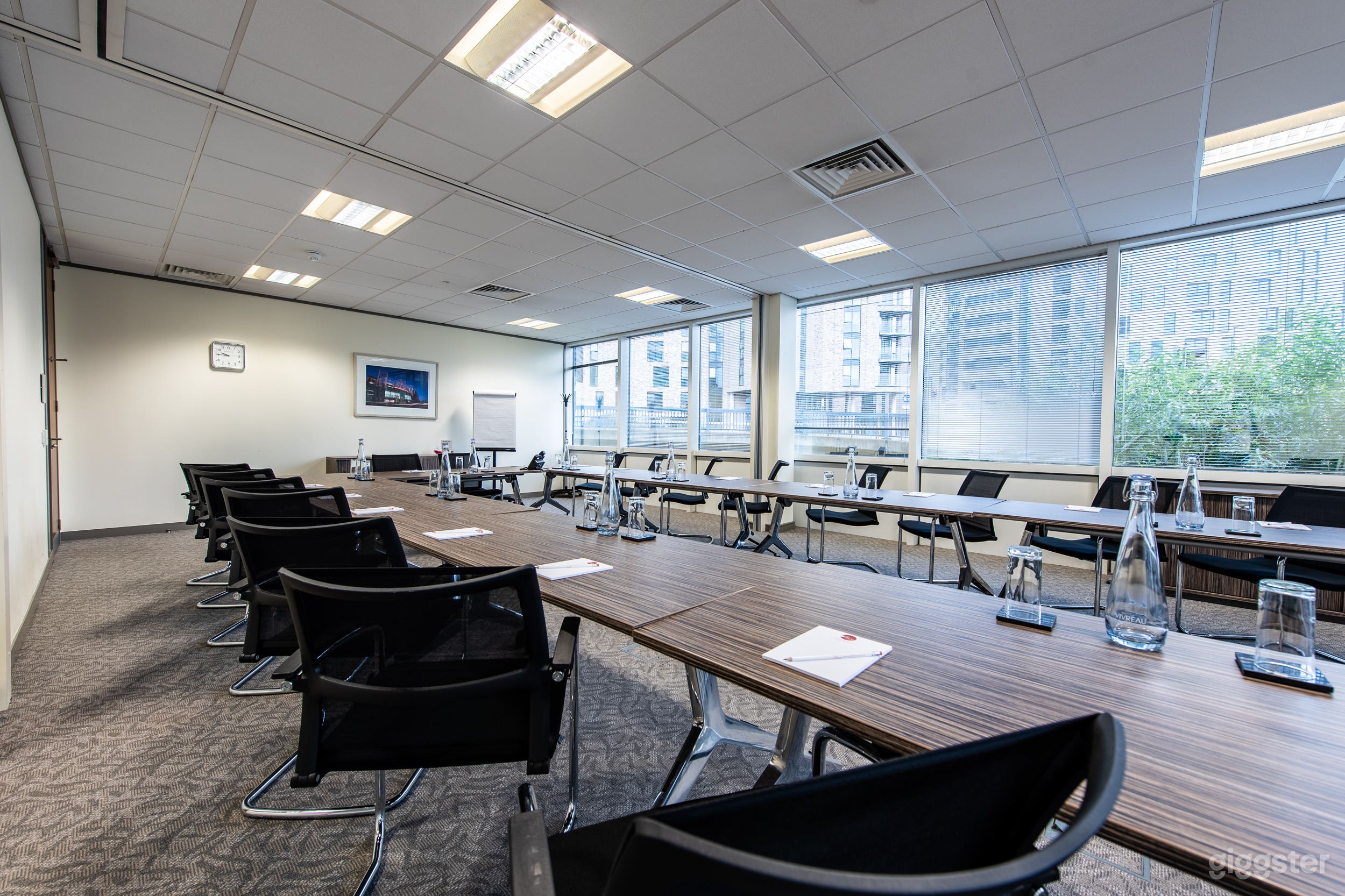 Busby and Charlton Meeting Rooms  Photo 1