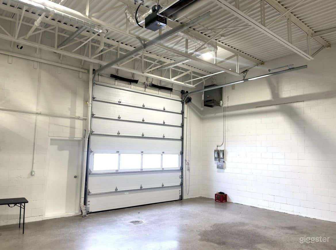 STUDIO A 72′ x 50′ Photo 4