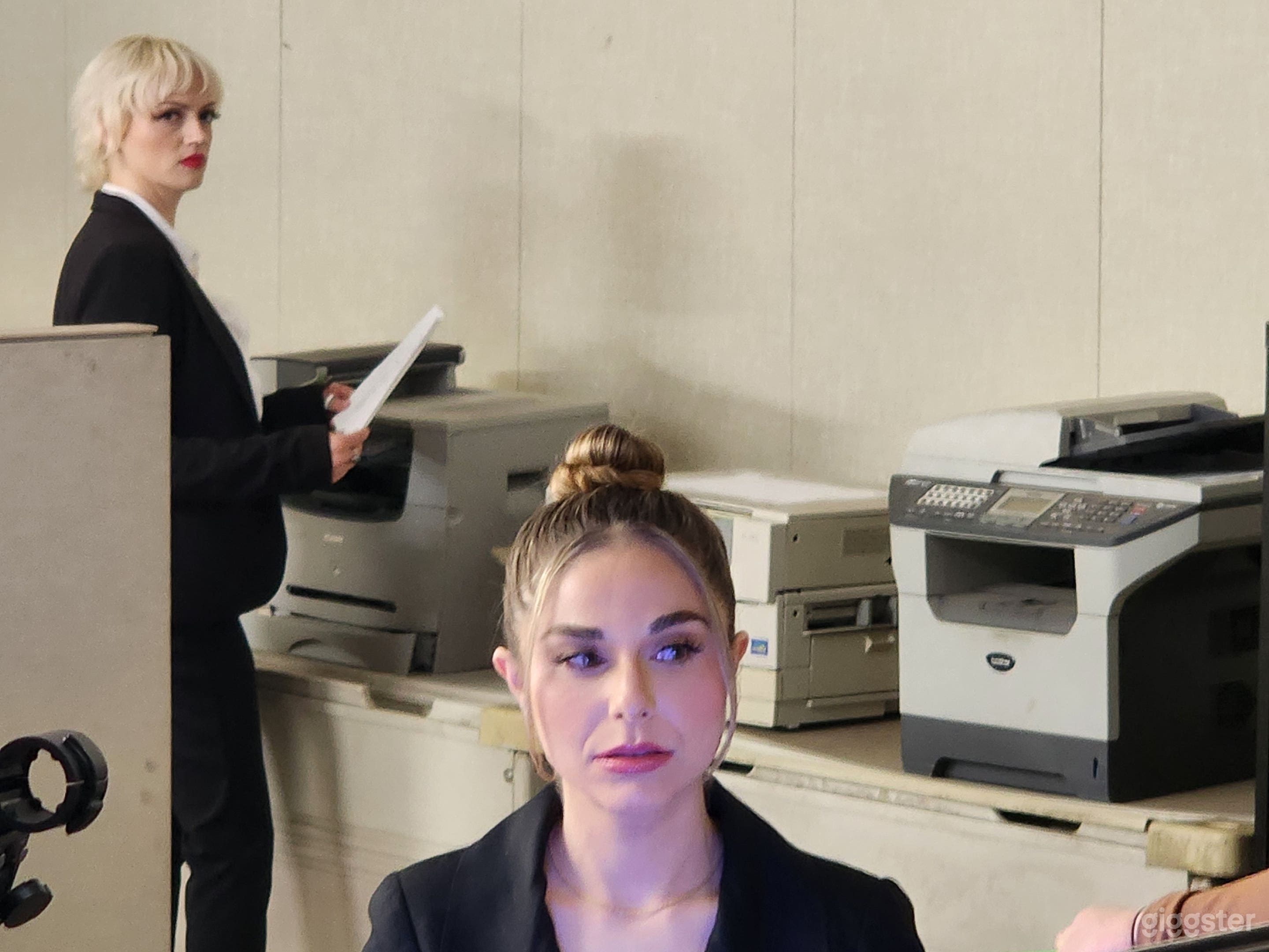 Office cubicles with lots of props  Photo 3