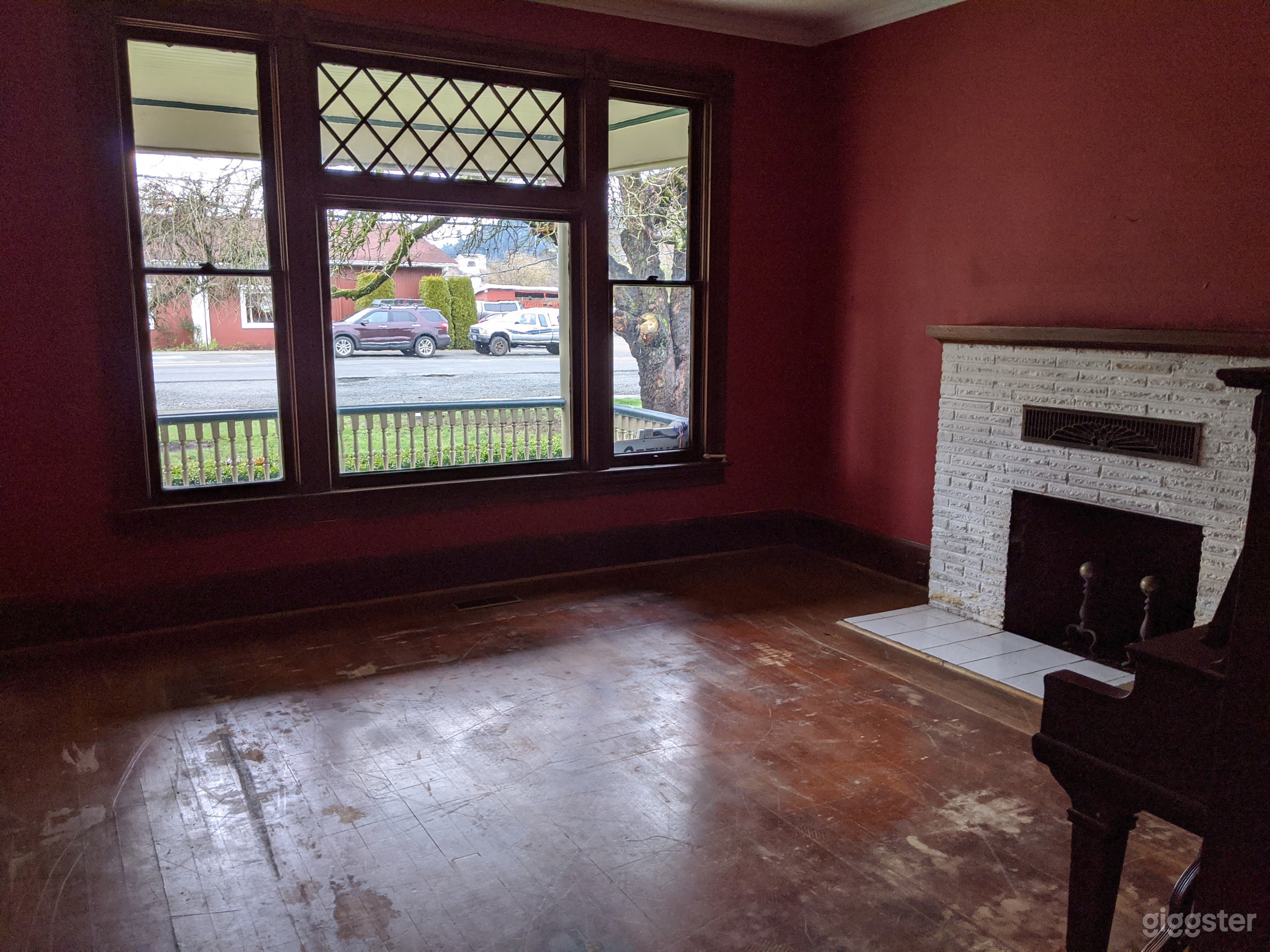 Victorian Manor and Wedding Venue Photo 3