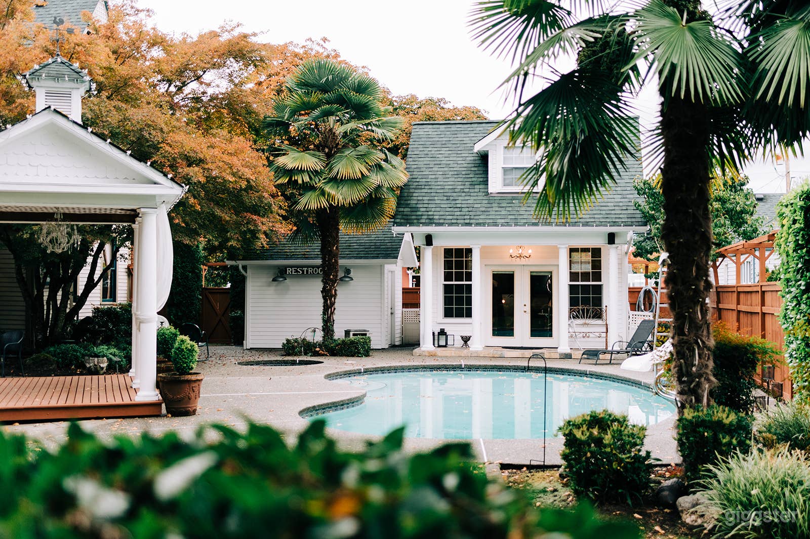 Victorian Manor and Wedding Venue Photo 2