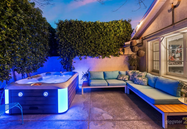  Boutique hotel midcentury con anima Bauhaus 