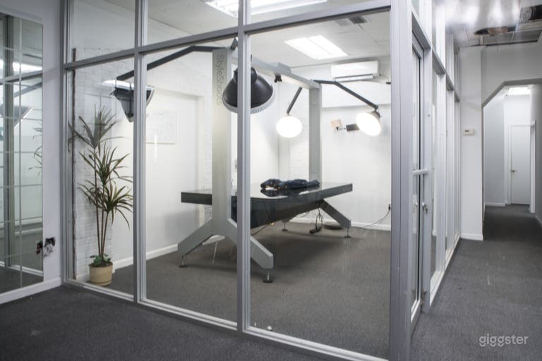  The room for the Styleshoots table is enclosed and allows for any privacy needed. 