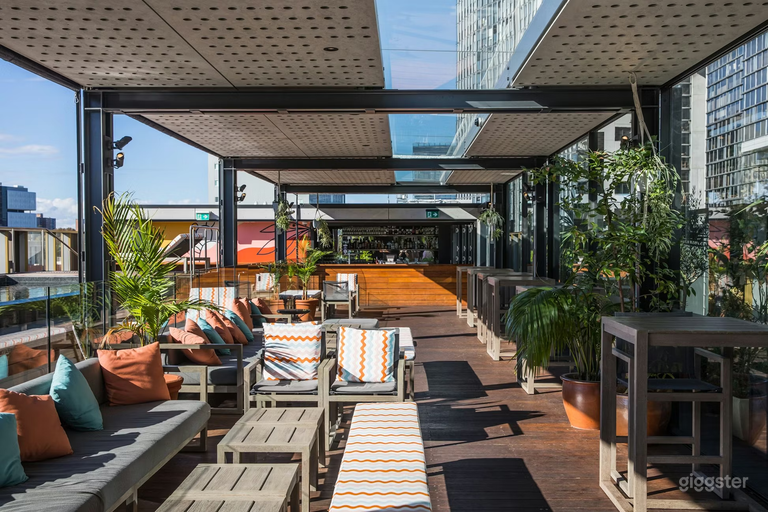  Le Toit-terrasse (Piscine extérieure) 