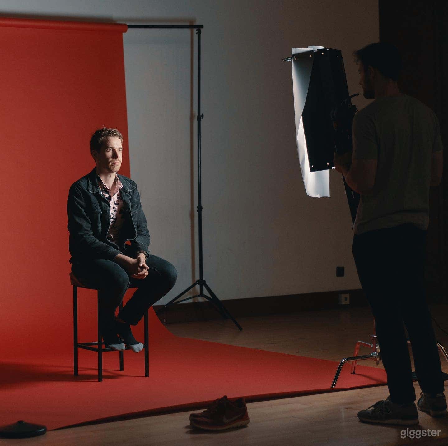 Studio B Rental Photo 4