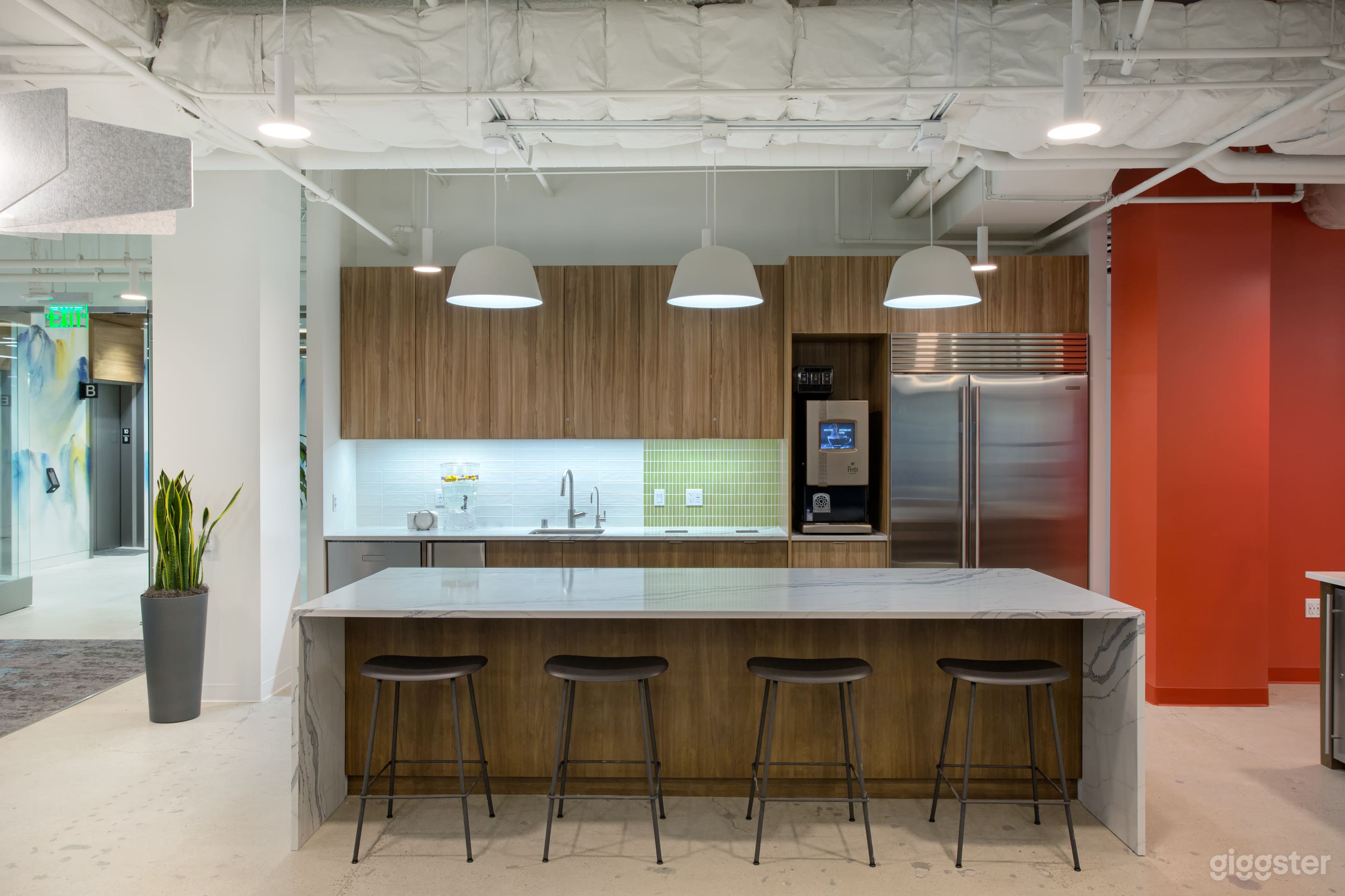 Private Office in DTLA  Photo 3