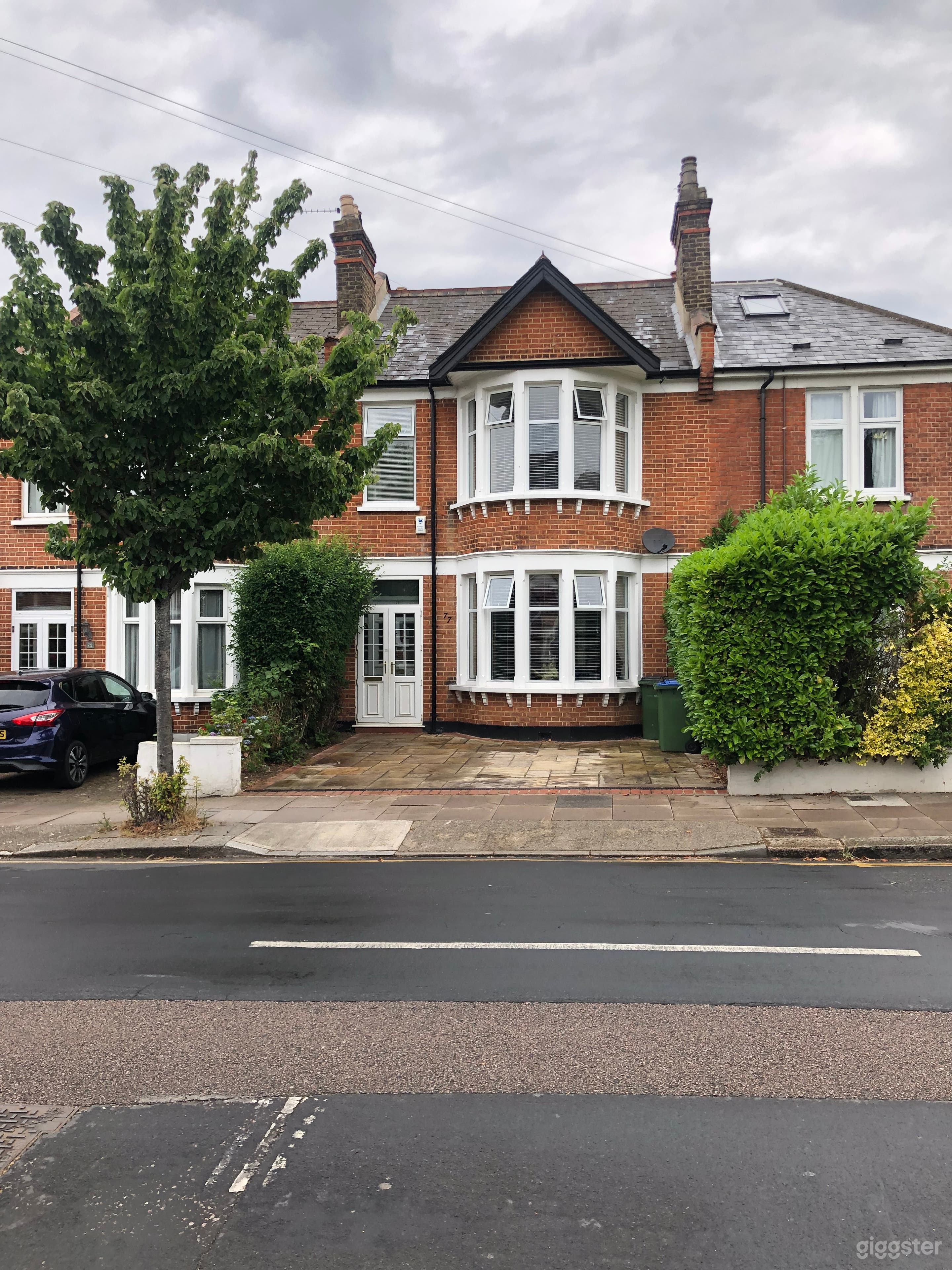 Victorian family home Photo 1