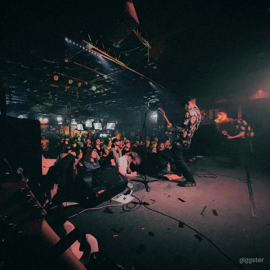 North West Houston's Premier Live Music Venue Photo 4