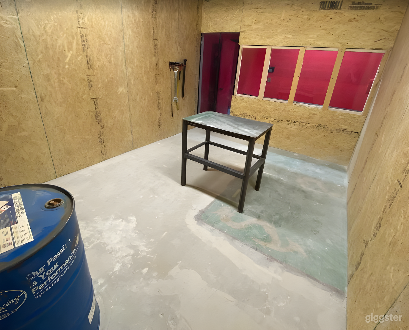 Escape, Smash &amp; Play in Newman (Buyout) Photo 4