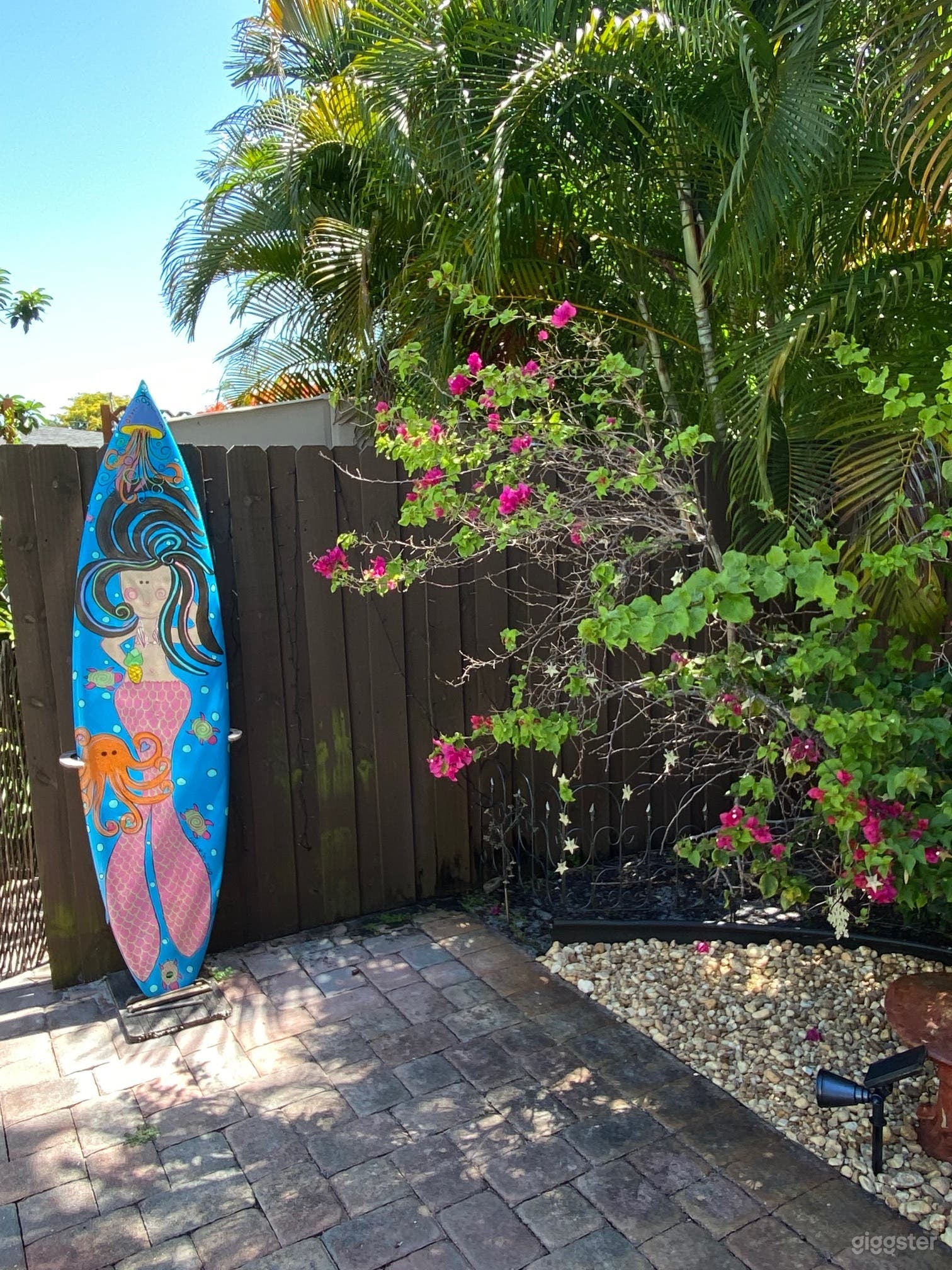 Filming ONLY Location, HUGE Heated Pool and Boho Garden Photo 3
