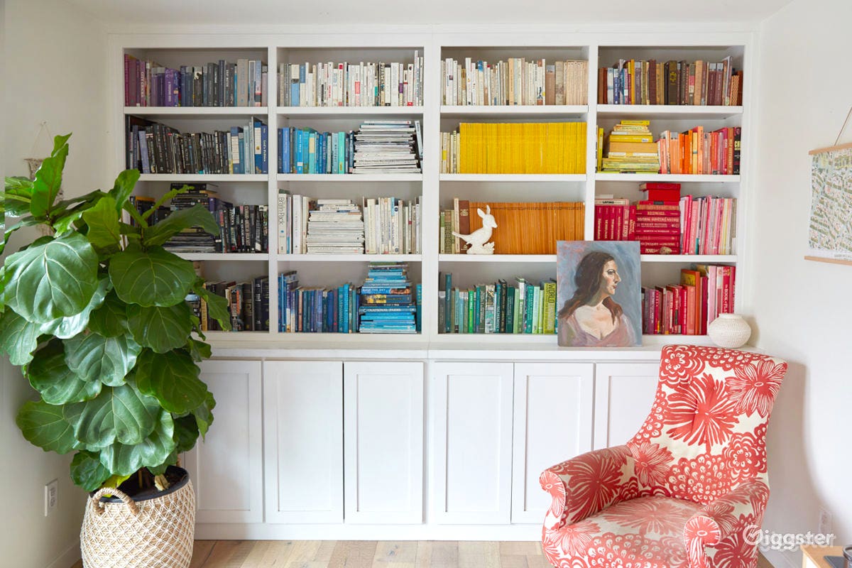 Artist’s home, light filled, blue-grey kitchen Photo 2