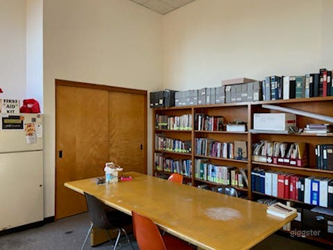 Well-Kept Kitchen Photo 3