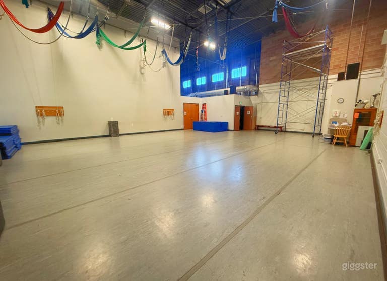  Aerial Dance Studio for Rent 