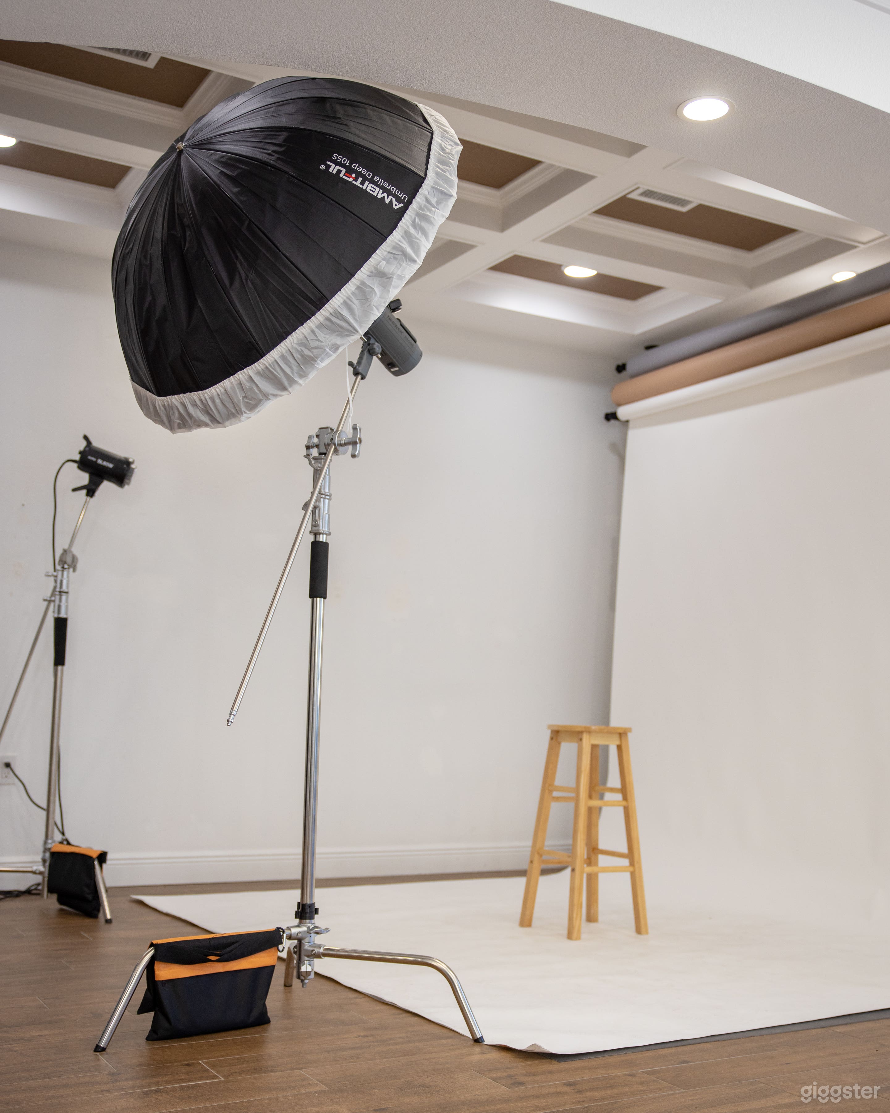 Multipurpose Photo Studio w/ Cyc Wall and Lighting Equipment Photo 4
