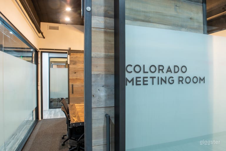  Pasadena Meeting Room - The Colorado Room 
