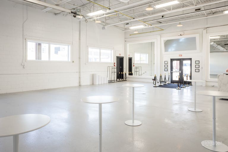 Distinctive Fashion Studio & Event Space 