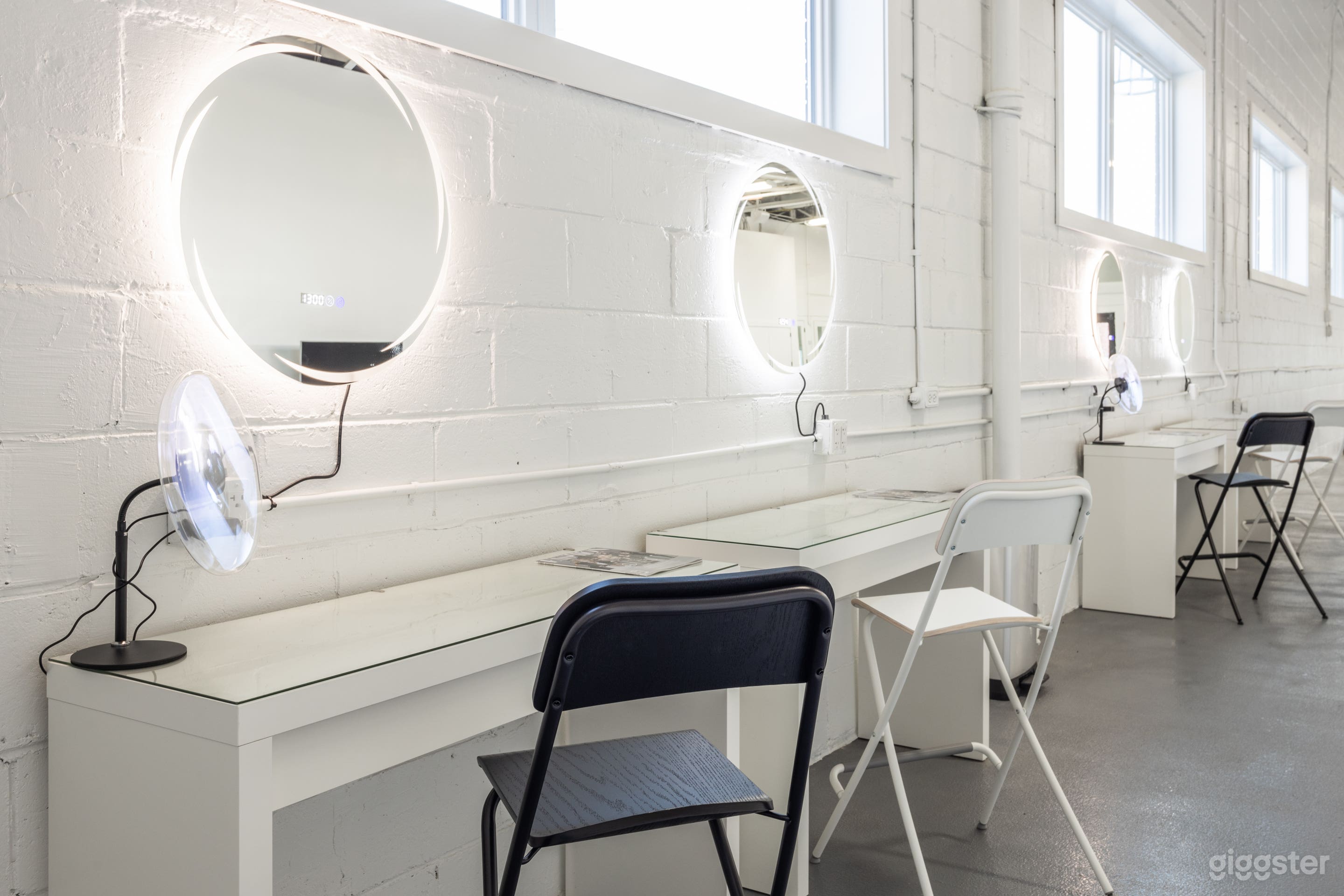 Distinctive Fashion Studio &amp; Event Space Photo 2