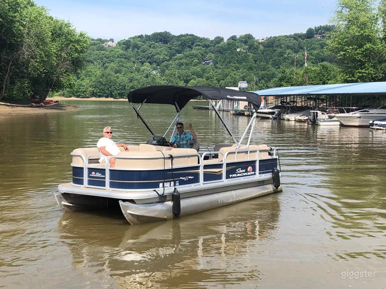  Pontoon-Boot für 8 Personen 