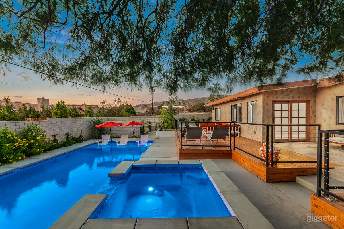 Modern Desert Home with Natural Hot Spring Pool Photo 1