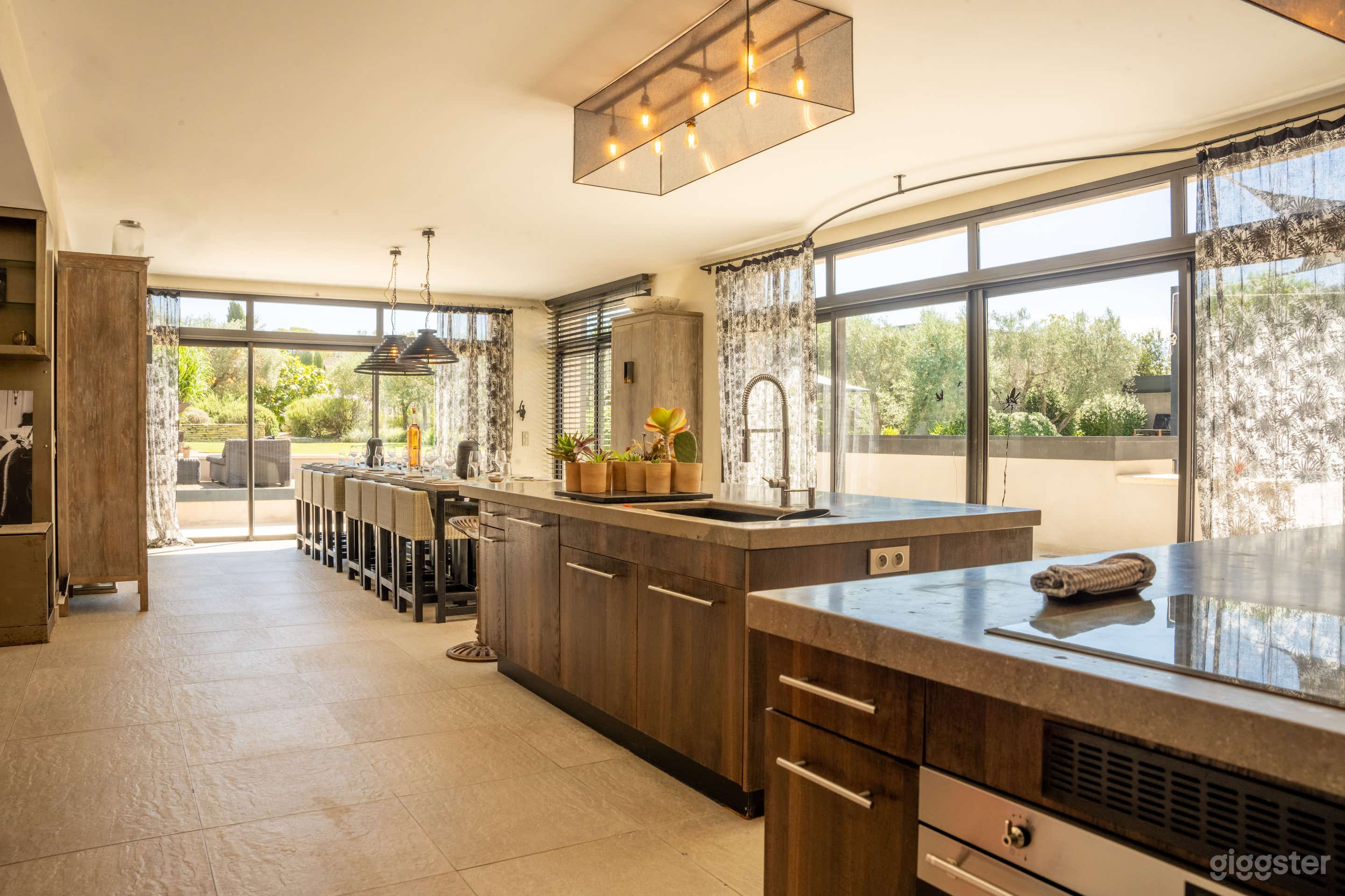 Magnífica casa familiar cerca del centro y de las Alpilles Foto 2