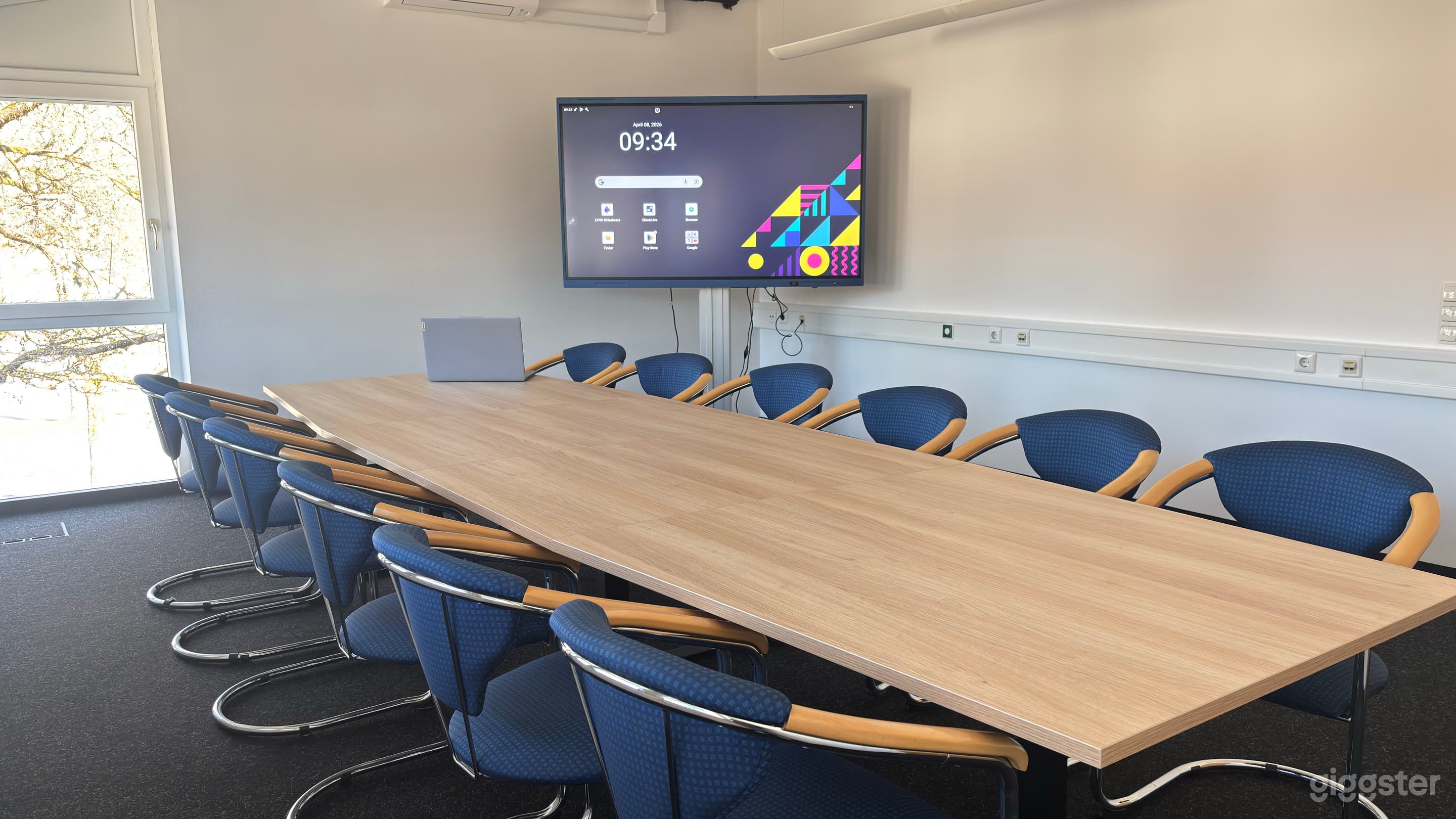 Space for podcasts, meetings, and events Foto 1
