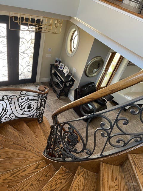 Luxury Family Home Photo 3