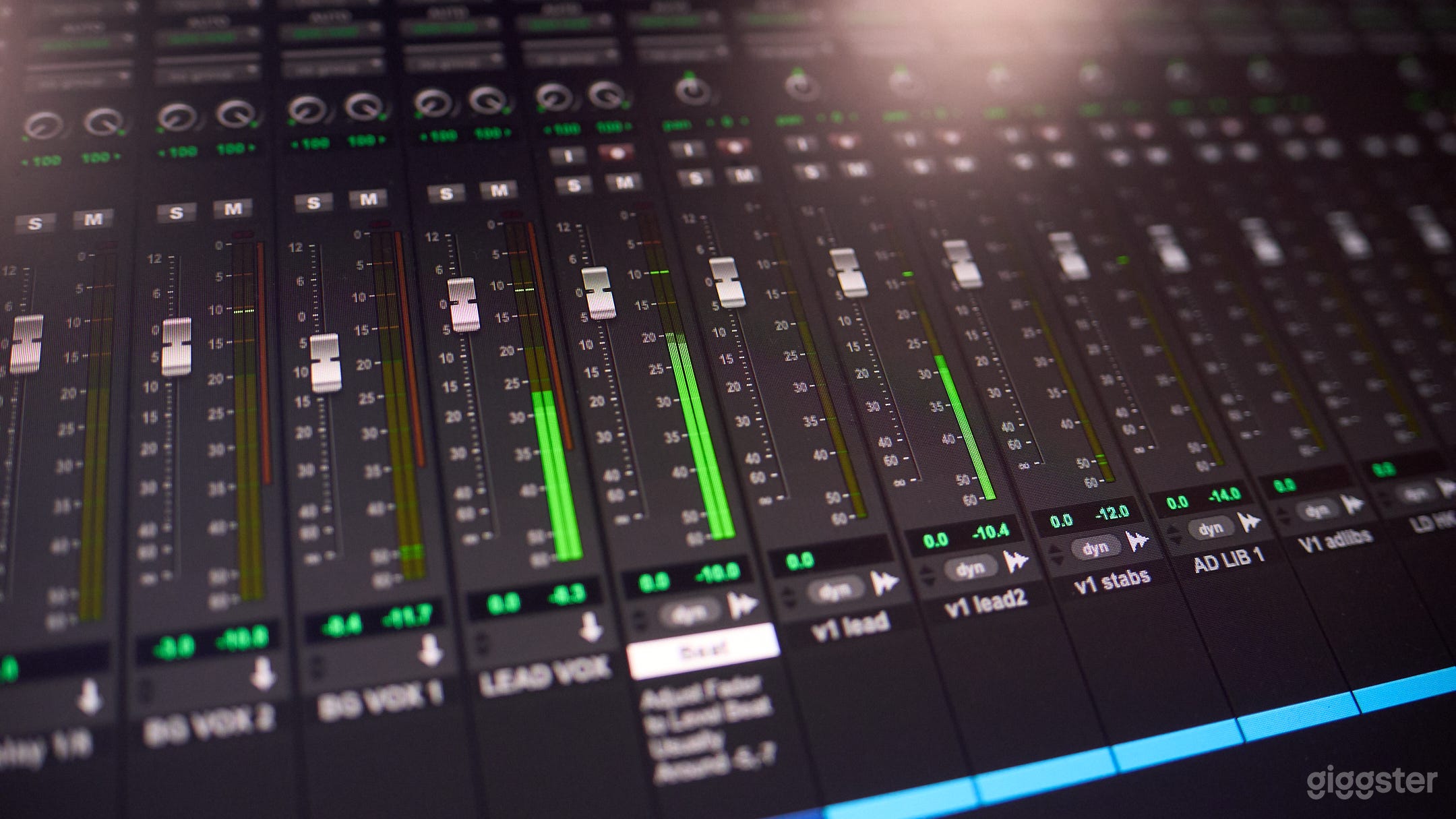 Professional Recording Studio Near Airport Photo 3