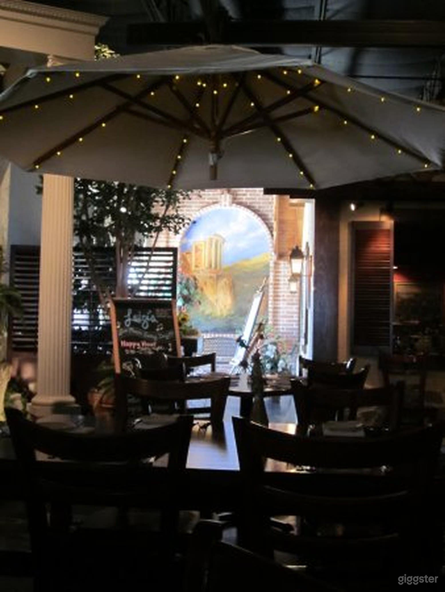 Italian Restaurant Bistro Venue in College Station Photo 1