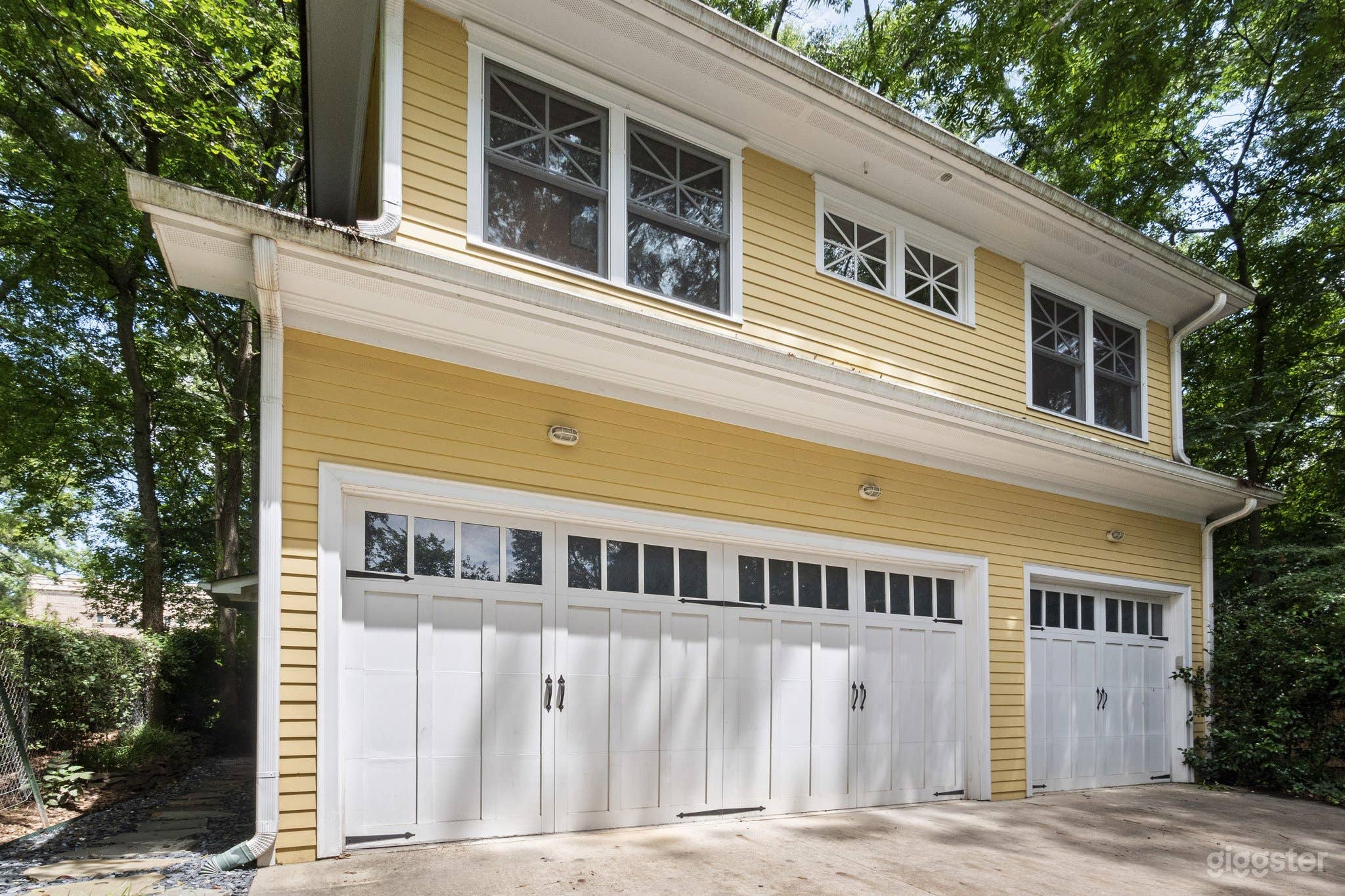 Le Tyger | Curated Furnished Renatl Carriage House Photo 1