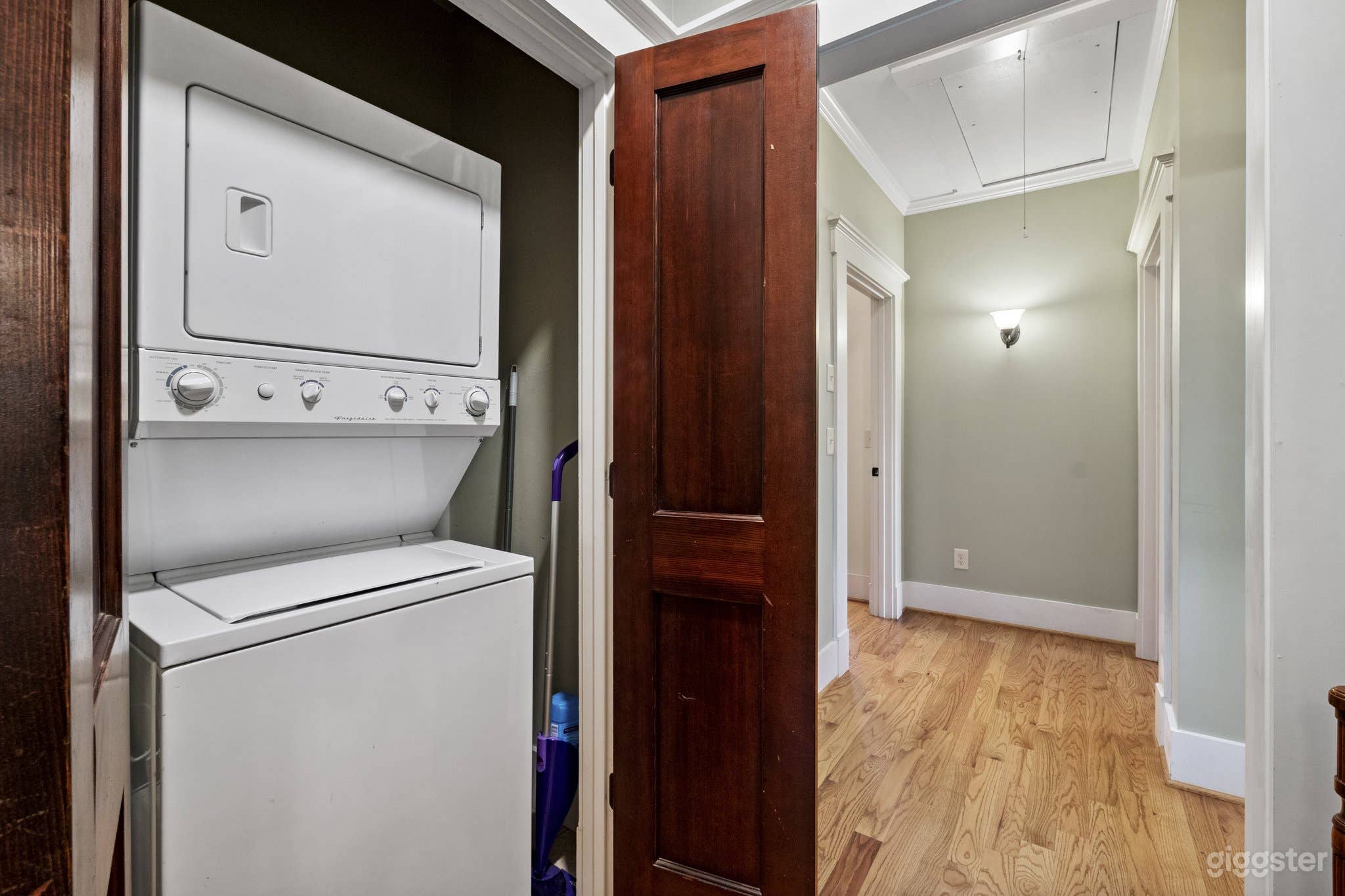 Le Tyger | Curated Furnished Renatl Carriage House Photo 3