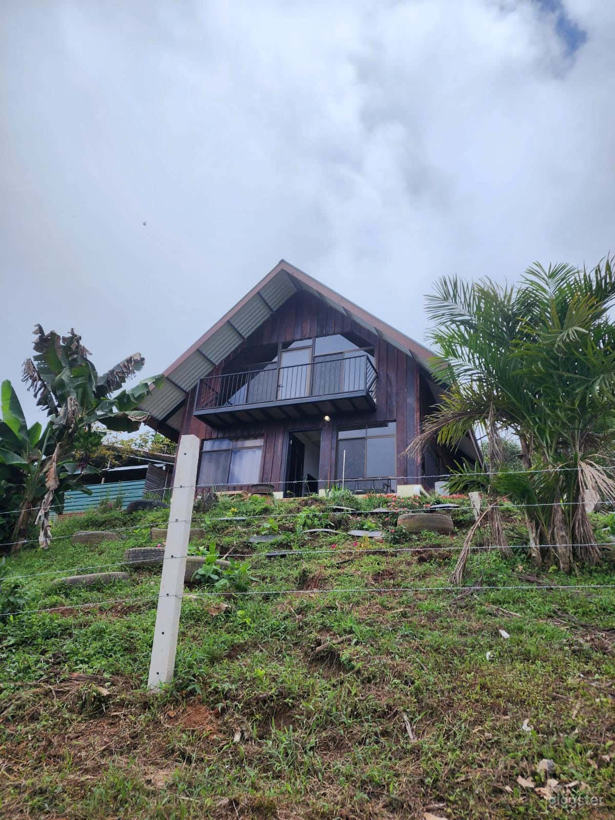 Your Mountain Paradise Cabin Retreat in Costa Rica Photo 1