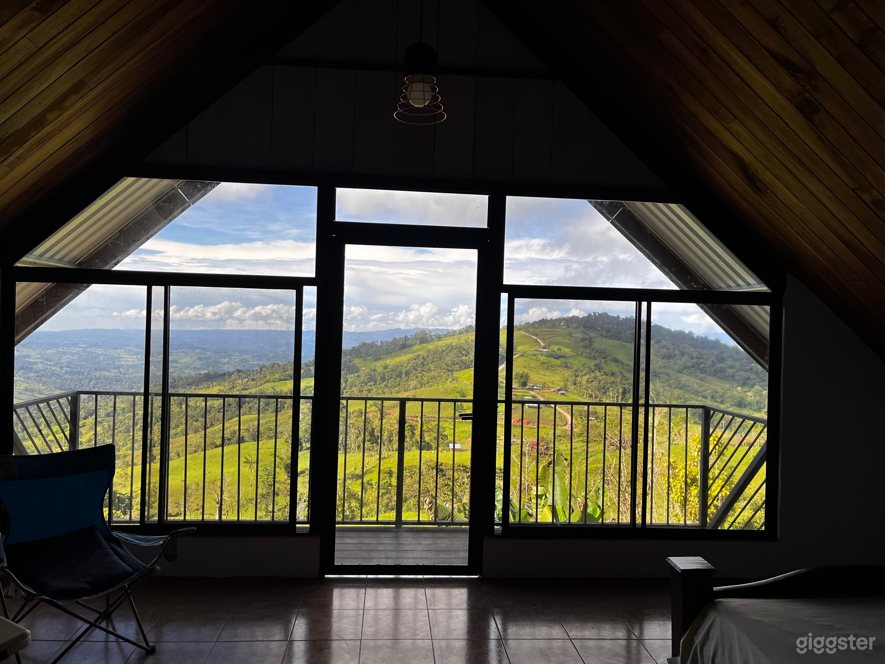 Your Mountain Paradise Cabin Retreat in Costa Rica Photo 4